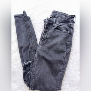 American Eagle Outfitters Women's Black Ripped Skinny Jeans
